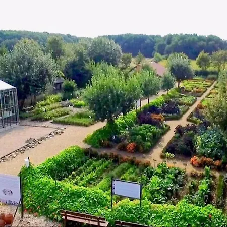Holiday home Welcoming Mansion Near The Forest Beesel